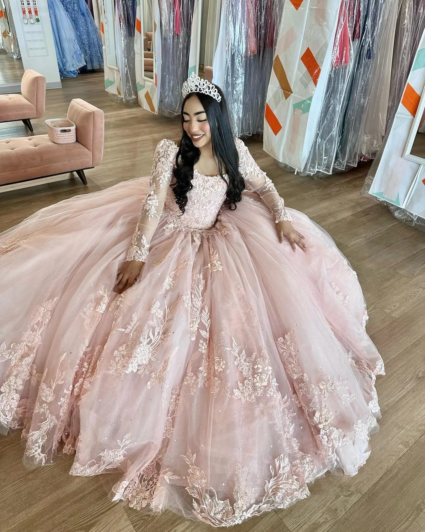 Quinceañera Trunk Show Main Image