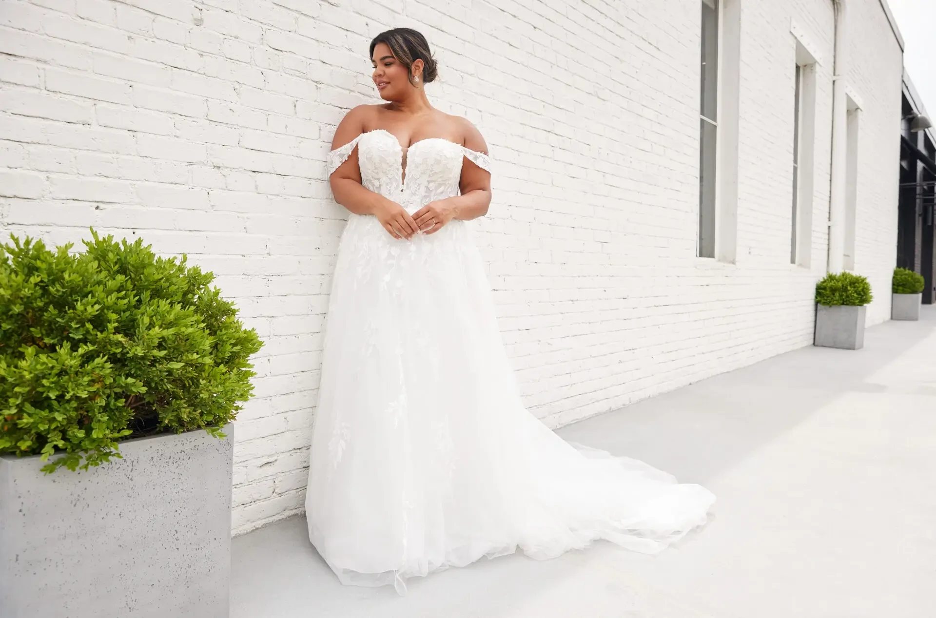EveryBody EveryBride Trunk Show Main Image