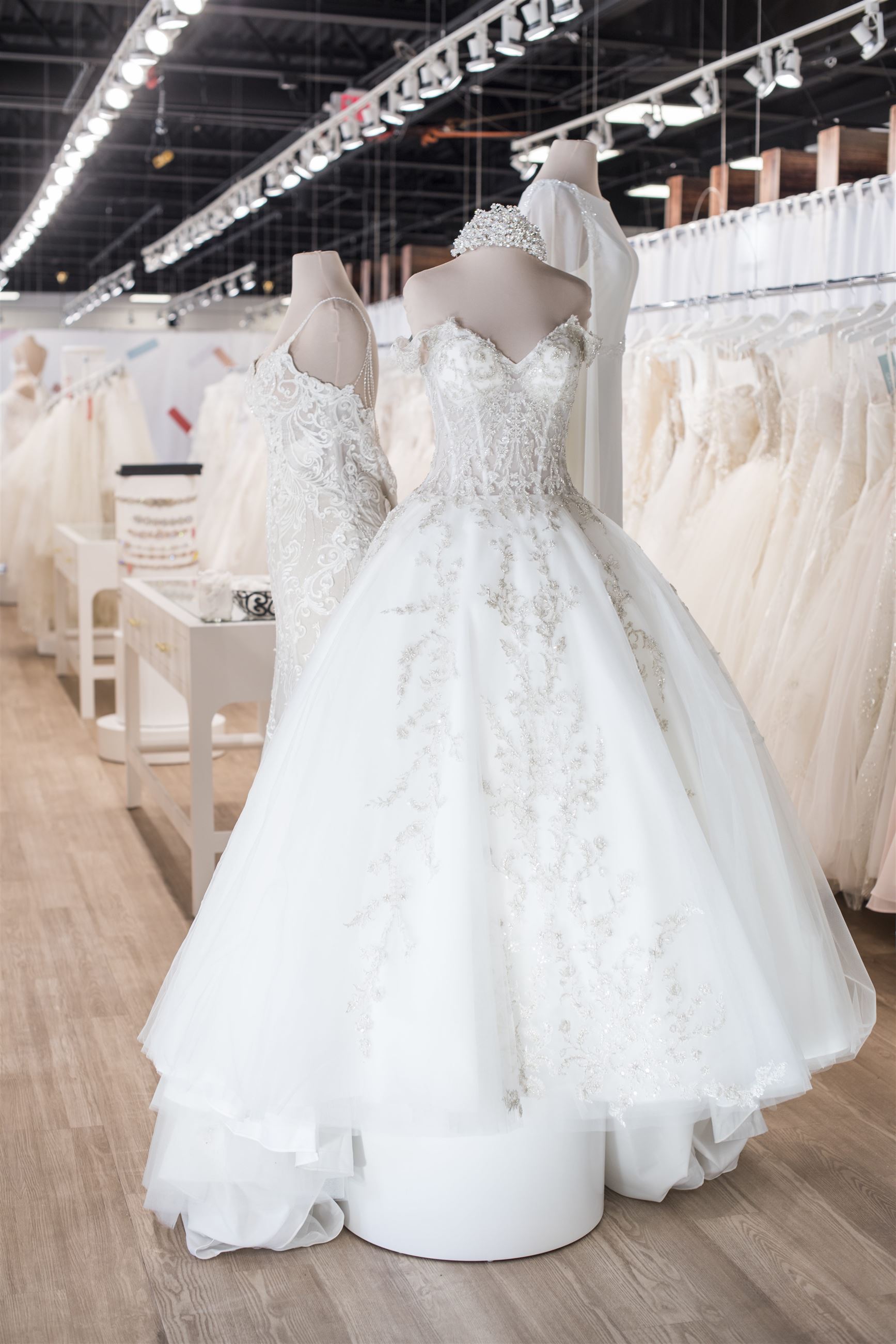 Gallery Image #slidesGrid4